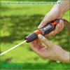 Vòi phun cổ điển cầm tay Gardena 18300-50 được thiết kế để có thể điều chỉnh chế độ phun, từ phun tia sang phun chùm phù hợp với tưới đa dạng loại cây/ hoa