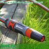 Vòi phun cổ điển cầm tay Gardena 18300-50 được thiết kế để có thể điều chỉnh chế độ phun, từ phun tia sang phun chùm phù hợp với tưới đa dạng loại cây/ hoa