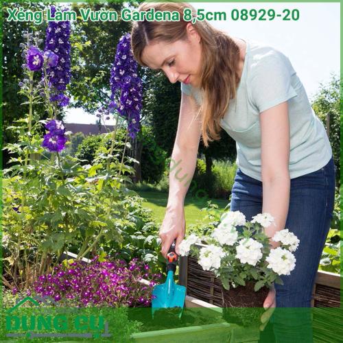 Xẻng làm vườn Gardena 8,5cm 08929-20 là dụng cụ làm vườn không thể thiếu cho gia đình. Xẻng làm vườn Gardena 08929-20 sẽ giúp bạn xúc đất, xới đất trồng cây, trồng hoa, trồng rau, trồng cỏ... 