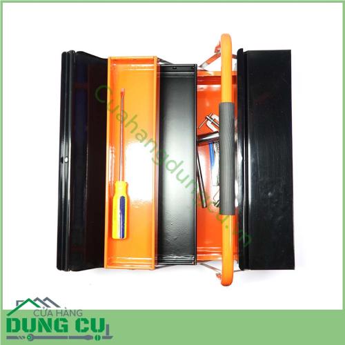 Hộp dụng cụ 3 tầng 5 ngăn 1 quai sách là một loại hộp dùng cho những người thợ đựng đồ nghề chuyên nghiệp hay các cá nhân đựng dụng cụ sửa chữa gia đình