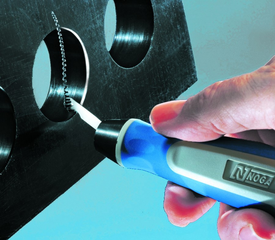Bộ dao cạo bavia NG8150 Noga có khả năng quay 360 độ cho phép gọt linh hoạt trên các loại góc cạnh. NG8150 được&nbsp;sản xuất siêu bền để gọt bavia trên các sản phẩm kim loại, thép, nhôm và nhựa.