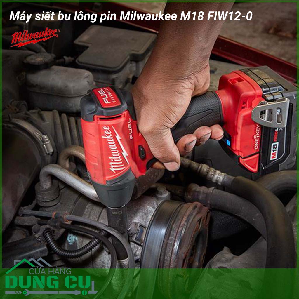 Máy siết bu lông Milwaukee M18 FIW12-0&nbsp;chuyên nghiệp sở hữu lực xoắn 300Nm đầy mạnh mẽ, động cơ không chổi than, tốc độ không tải tối đa 2.500 vòng/phút, lực đập 3.100 lần/phút, giúp tối ưu nhất trong việc vặn, siết, cố định ốc nhanh chóng và hiệu quả.