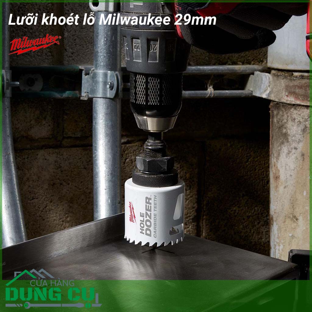 Lưỡi khoét lỗ Milwaukee 29mm&nbsp;được làm bằng chất liệu hợp kim thép cứng cáp, không hoen gỉ hay cong vênh, mài mòn trong quá trình làm việc, cho độ bền sử dụng lâu dài theo thời gian