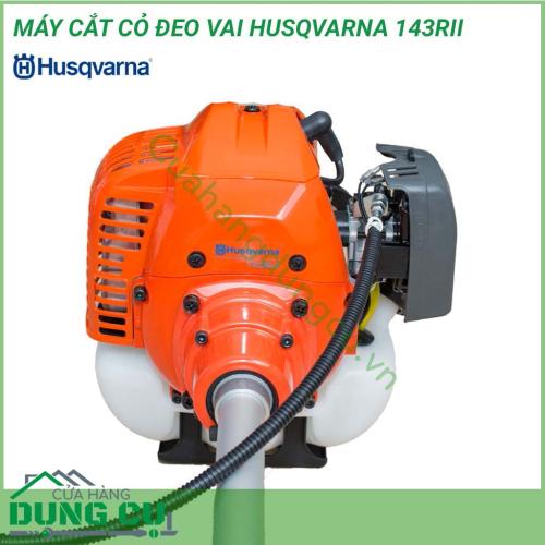 Dụng cụ cắt cỏ bằng tay Husqvarna 143RII là máy cắt cỏ dành cho công việc chuyên nghiệp với thiết kế nhỏ gọn. Tay cầm được thiết kế theo những nghiên cứu với thực tiễn ứng dụng cao cho vị trí làm việc thuận tiện nhất. 