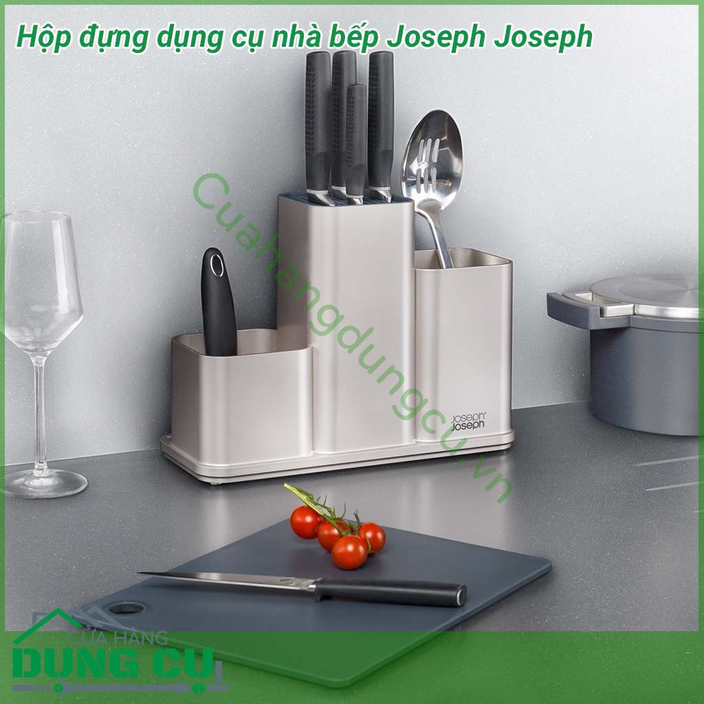 Hộp đựng dụng cụ nhà bếp Joseph Joseph&nbsp;kèm 1 thớt chống trượt siêu đẹp. Hộ đựng dụng cụ nhà bếp sự lựa chọn hoàn hảo cho những căn bếp nhỏ, các chị thích sự tiện lợi và ngăn nắp.