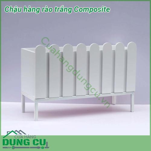 Chậu hàng rào trắng Composite được làm từ chất liệu nhựa composite siêu bền, siêu đẹp để ngoài trời nắng mưa thoải mái không lo hỏng, rất dày dặn, chắc chắn. Chậu thiết kế với mẫu mã đẹp, bắt mắt.