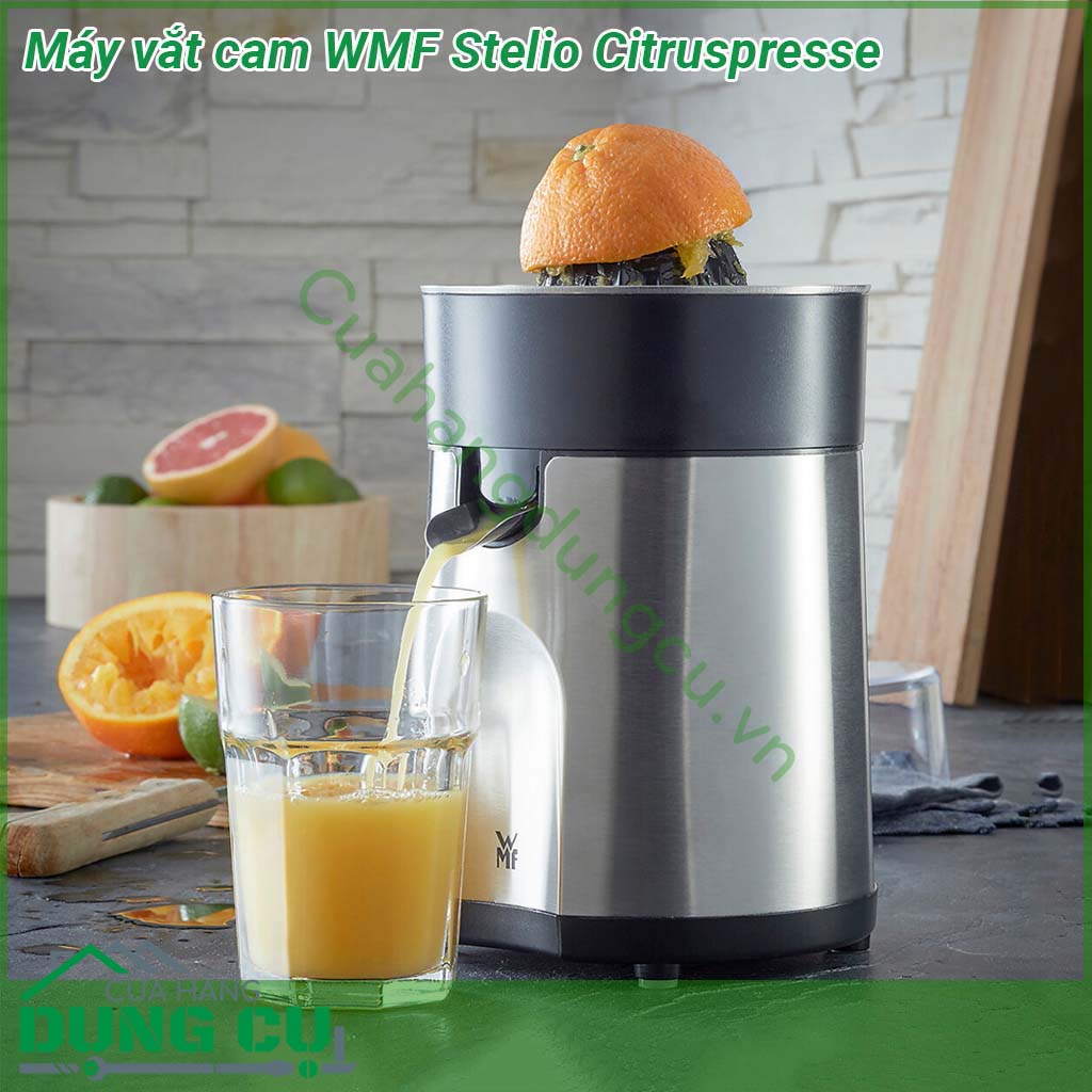 Máy vắt cam WMF Stelio Citruspresse&nbsp;sở hữu thiết kế nhỏ gọn màu sắc trang nhã công suất 85W hoạt động êm ái và nhẹ nhàng &nbsp;Thân máy được làm bằng inox chắc chắn sáng bóng dễ lau chùi và chịu va chạm tốt &nbsp;
