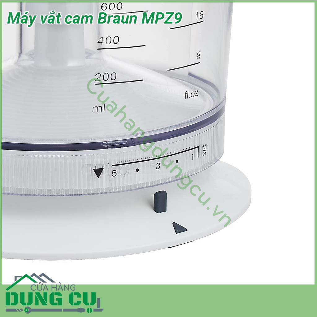 Máy vắt cam siêu nhanh Braun MPZ9 có kiểu dáng nhỏ gọn tiện dụng cùng màu trắng tinh tế đẹp mắt mang đến vẻ đẹp hiện đại cho không gian nhà bếp &nbsp;Máy được thiết kế có hệ thống lọc hạt&nbsp;&nbsp;nên sau khi vắt cam bạn có thể sử dụng ngay&nbsp;