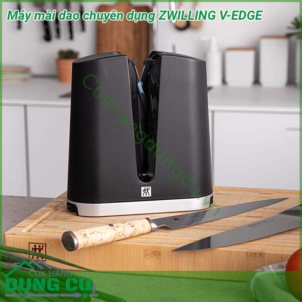 Máy mài dao chuyên dụng ZWILLING V-EDGE thiết kế nhỏ gọn dễ dàng cất giữ và sử dụng Chân đỡ làm bằng cao su chống trượt giúp việc mài dao trở nên an toàn hơn