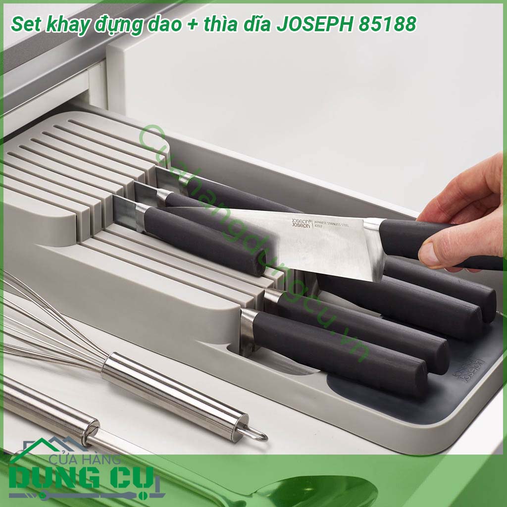Khay đựng dao thìa dĩa Joseph Joseph 85188&nbsp;được thiết kế hai khay riêng biệt một khay để dao và một khay để thìa dĩa Khay được làm bằng chất liệu cao cấp đảm bảo an toàn khi sử dụng