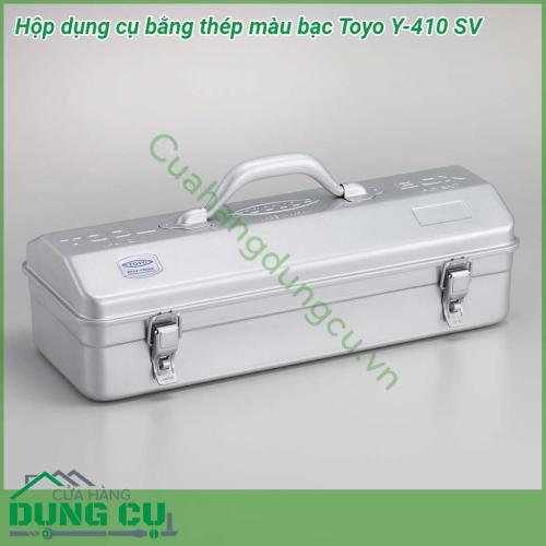 Hộp dụng cụ bằng thép màu bạc Toyo Y-410 SV có thiết kế nhỏ gọn chắc chắn chịu lực cao Lớp sơn tĩnh điện khó trong bóc giữ bền màu của sản phẩm cũng giúp chống gỉ sét cho các dụng cụ được cất giữ bên trong rất hiệu quả  