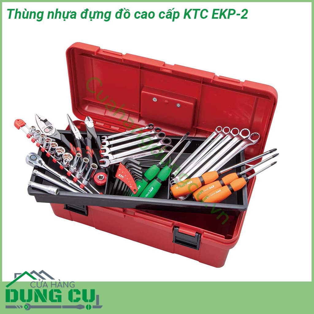 Thùng nhựa đựng đồ cao cấp KTC EKP-2&nbsp;được làm bằng nhựa cao cấp cứng siêu siêu bền &nbsp;Với thiết kế thông minh có thể tháo rời &nbsp;quai xách tiện dụng cho việc mang theo mọi lúc 2 chốt khóa chắn chắn ngăn đựng đồ lớn đảm bảo cho việc bảo quản cất giữ sản phẩm