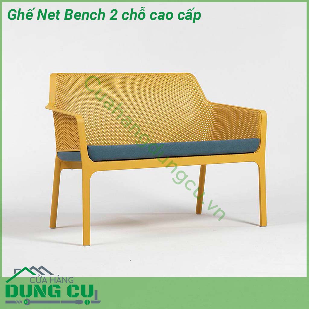 Ghế Net Bench 2 chỗ cao cấp nhập khẩu Ý được làm từ Polypropylene sợi thủy tinh với phụ gia chống tia UV  Thiết kế thanh lịch hđược trang trí bằng hoa văn đục lỗ chân đế chống trượt  có thể xếp chồng lên nhau để lưu trữ nhỏ gọn