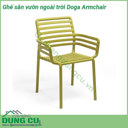 Ghế sân vườn ngoài trời Doga Armchair được sử dụng ngoài trời và được làm bằng nhựa sợi thủy tinh Nó được lấy cảm hứng từ thiết kế thanh trượt mang hơi hướng hiện đại của nhà thiết kế Raffaello Galiotto Ghế rất thuận tiện để di chuyển có thể xếp chồng lên nhau dễ vệ sinh và hoàn toàn có thể tái chế