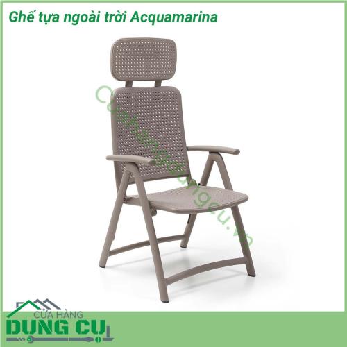 Ghế tựa ngoài trời Acquamarina sử dụng chất liệu nhựa sợi thủy tinh cao cấp có phụ gia chống tia UV chịu lực thời tiết khắc nghiệt cực kỳ tốt Ghế có thể điều chỉnh tới 4 độ dốc khác nhau trang bị thêm tựa đầu êm ái đem đến cho người dùng những trải nghiệm thoải mái và thư thái