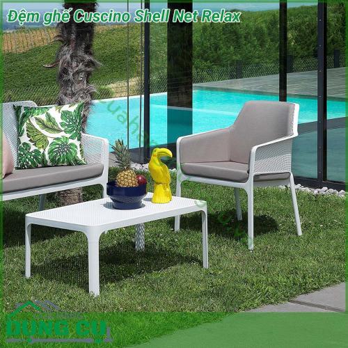 Đệm ghế Cuscino Shell Net Relax 100 sợi nhuộm acrylic  Đã xử lý chống bám bụi bẩn và chống nấm mốc  Độ bền màu dưới ánh sáng đạt 5 8  Có thể tháo bỏ bọc nhờ khóa kéo  Có thể giặt ở 30 °