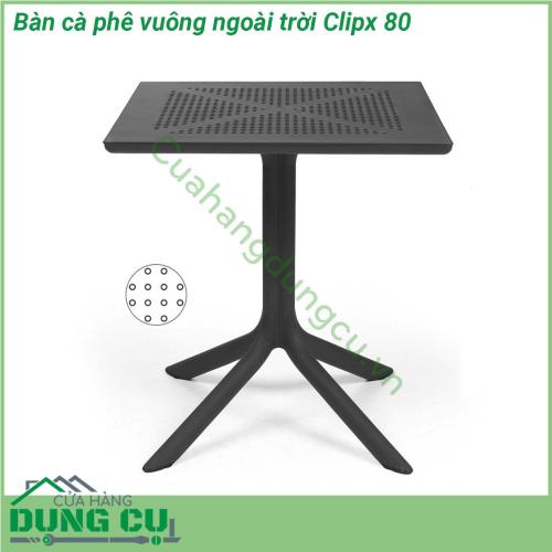 Bàn vuông ngoài trời Clipx 70 được làm từ chất liệu Polypropylene pha sợi thủy tinh cao cấp được xử lý tia UV chịu được thời tiết mưa nắng khắc nghiệt Rất thích hợp với sân vườn ngoài trời