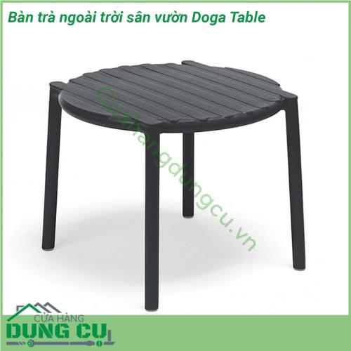 Bàn trà ngoài trời sân vườn Doga Table được làm bằng chất liệu nhựa polypropylene với phụ gia chống tia UV chịu áp suất cao và có khả năng tái chế  Mặt bàn được thiết kế hình tròn thể hiện sự gần gũi nhẹ nhàng Với kích thước nhỏ gọn vô cùng tiện lợi chính là một sự lựa chọn hoàn hảo cho không gian sân vườn ngoài trời