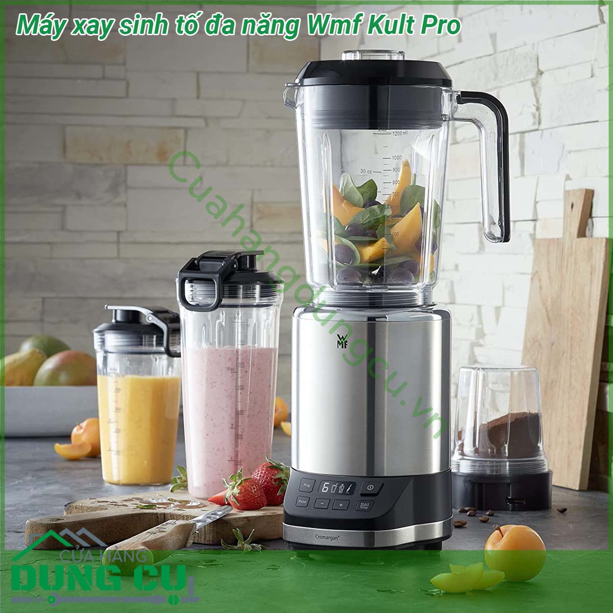 Máy xay sinh tố đa năng Wmf Kult Pro&nbsp;có kích thước thon gọn không quá to và cồng kềnh &nbsp;Lưỡi dao có 6 cánh được làm từ chất liệu thép không gỉ Cromargan cực kì sắc bạn hoàn toàn có thể làm rất nhiều thứ với chiếc máy xay đa năng này xay sinh tố đá bào xay thịt cá tôm cua nghiền các loại hạt cứng như cà phê lạc…