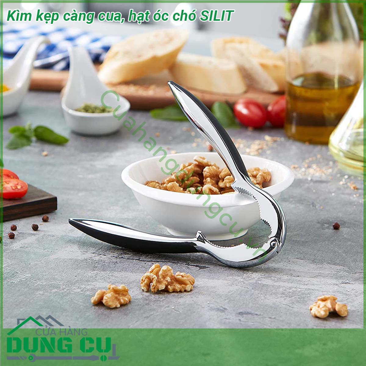 Kìm kẹp càng cua hạt óc chó SILIT&nbsp;được làm bằng chất liệu thép không gỉ cao cấp 18 10 sáng bóng đảm bảo an toàn cho người sử dụng dễ vệ sinh lau rửa Được sử dụng để kẹp càng cua ghẹ có thể dùng để tách vỡ vỏ các loại vỏ hạt cứng như hạt dẻ hạt óc chó hạt macca … Với thiết kế nhỏ gọn không chiếm nhiều không gian có thể mang theo khi đi dã ngoại cắm trại ngoại khóa liên hoan ăn uống ngoài trời
