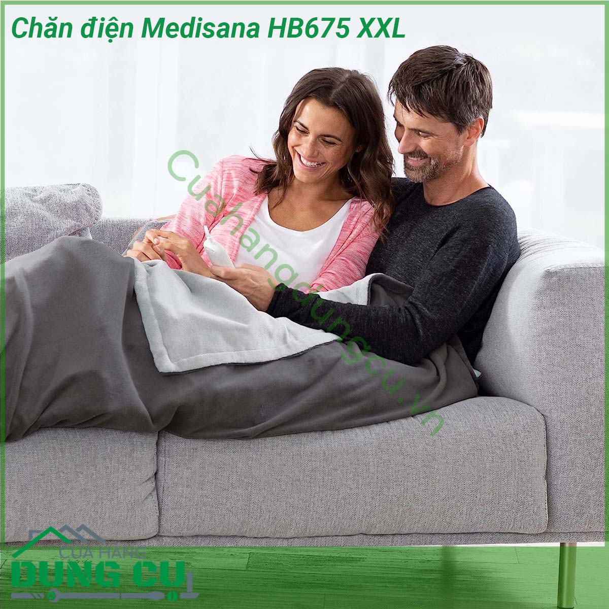 Chăn điện Medisana HB675 XXL được chế tạo từ những vật liệu mềm và nhẹ (vải cotton) chăn sưởi có tác dụng không chỉ giữ ấm cho cơ thể người mà còn có giá trị kích thích tuần hoàn máu và các quá trình trao đổi chất ngăn ngừa và trị liệu 1 số bệnh như khớp cảm lạnh đau lưng đau cột sống hay xương khớp